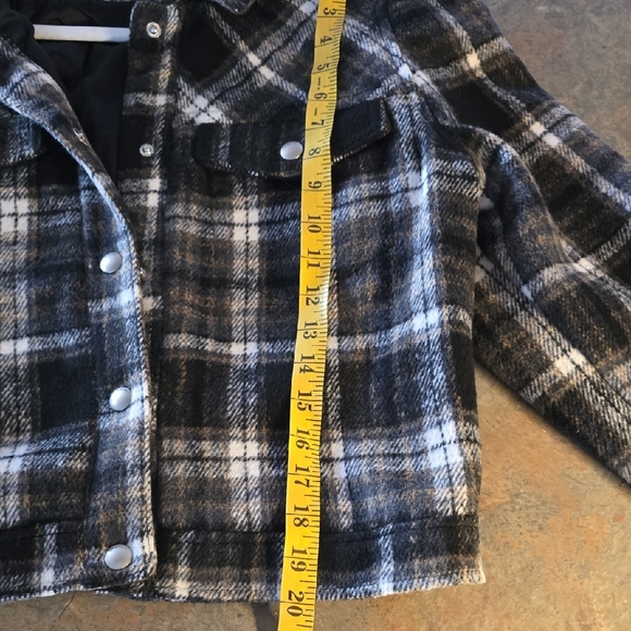 Plaid Black and Gray Women's Jacket - Picture 4 of 5